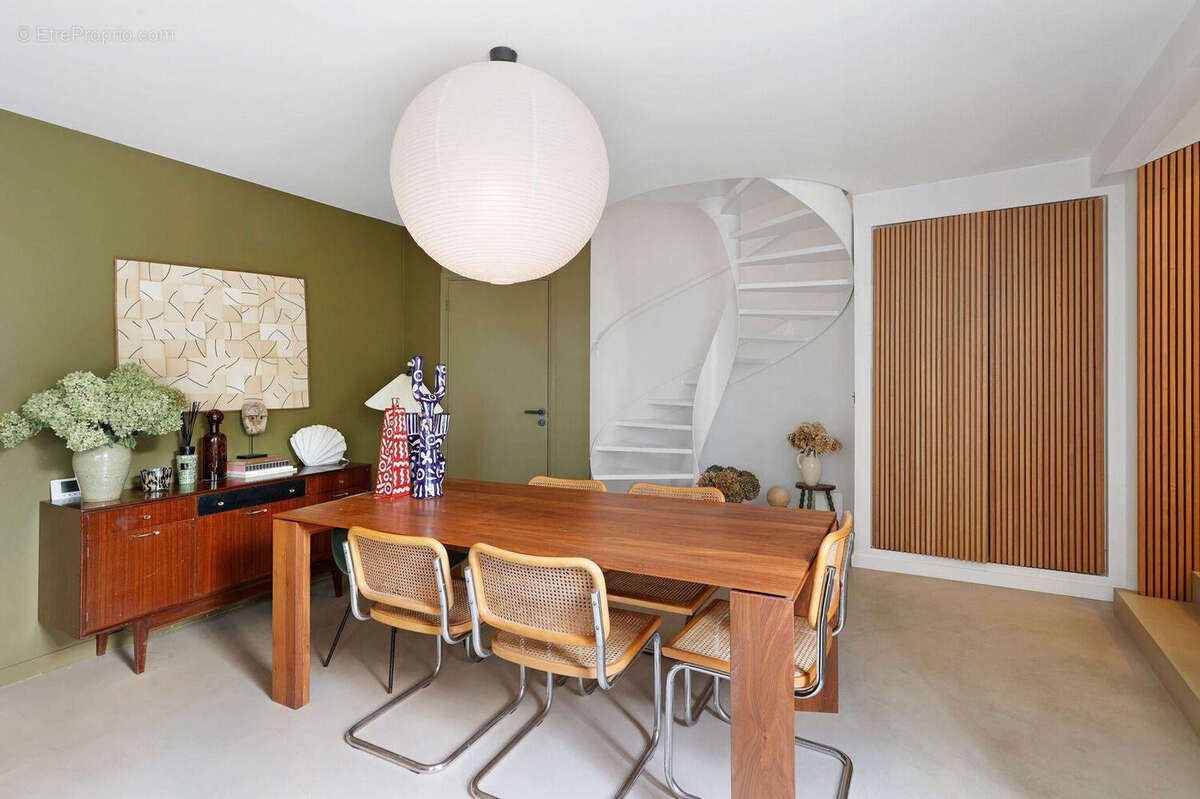Maison 158 m² à Paris-18e  - photo 5
