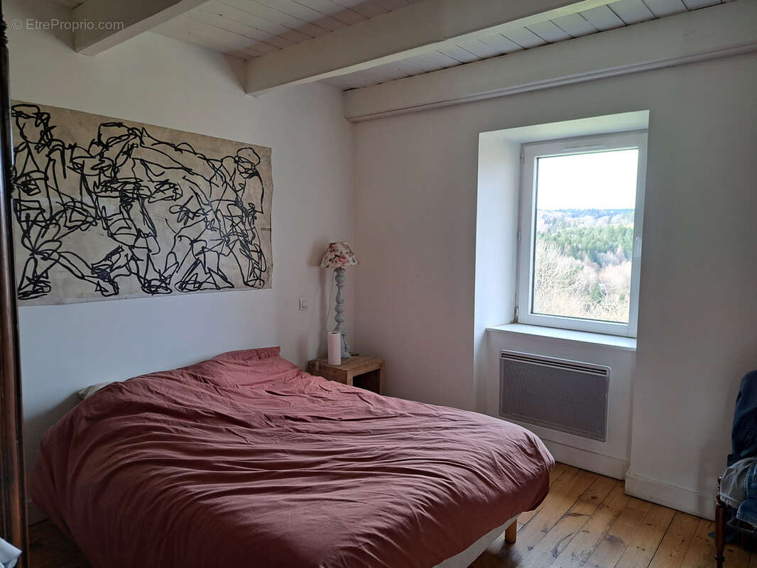 Maison à LE CHAMBON-SUR-LIGNON