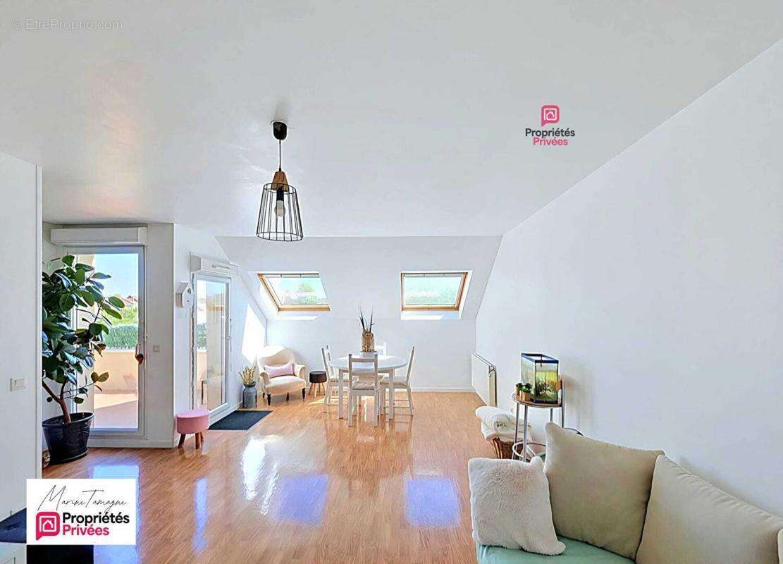 Appartement à LACROIX-SAINT-OUEN