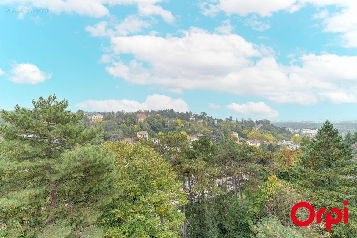 Appartement à CALUIRE-ET-CUIRE