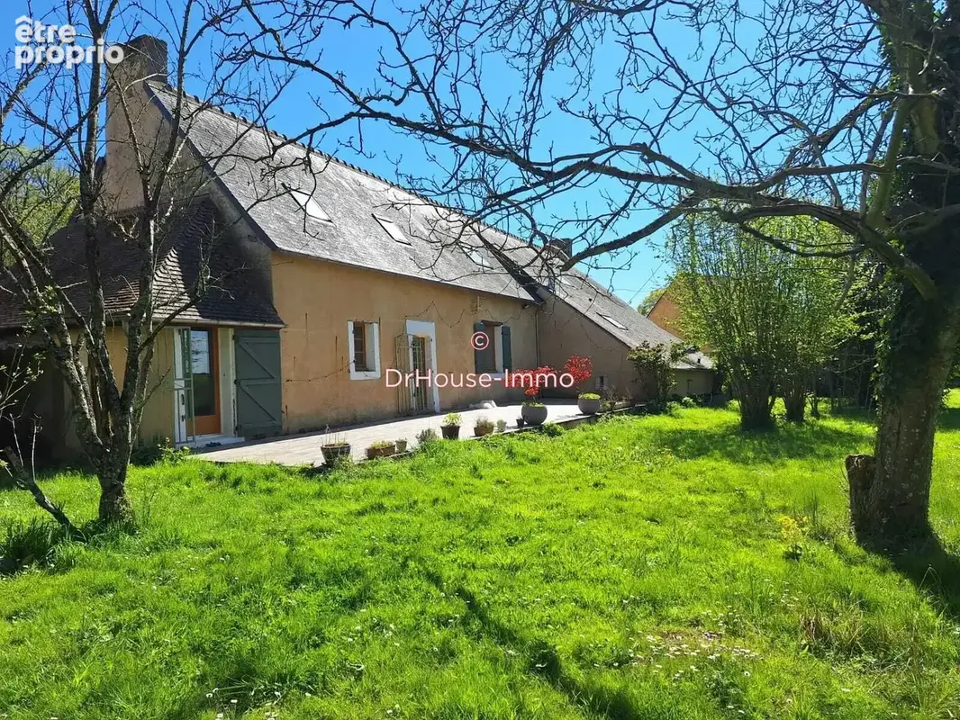 Maison 10 pièces 300 m² à vendre à Marigne-Laille (72220) - photo 17