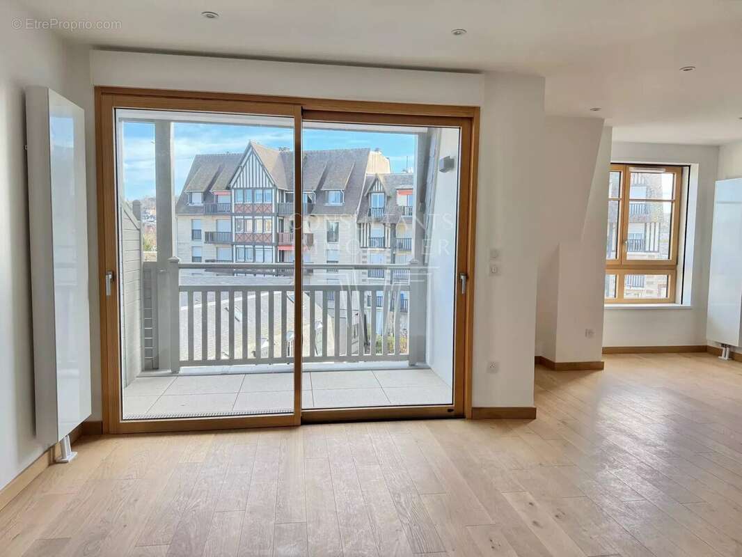 Appartement à DEAUVILLE