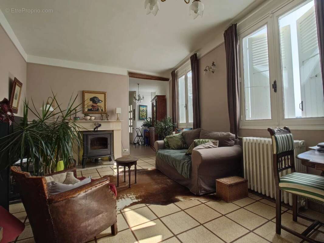 Maison à LA NOCLE-MAULAIX