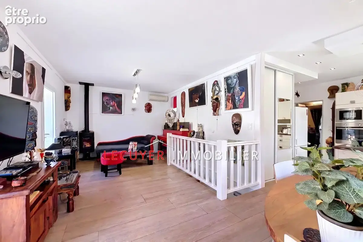 Maison 5 pièces 118 m² à vendre à Vallauris (06220) - photo 2