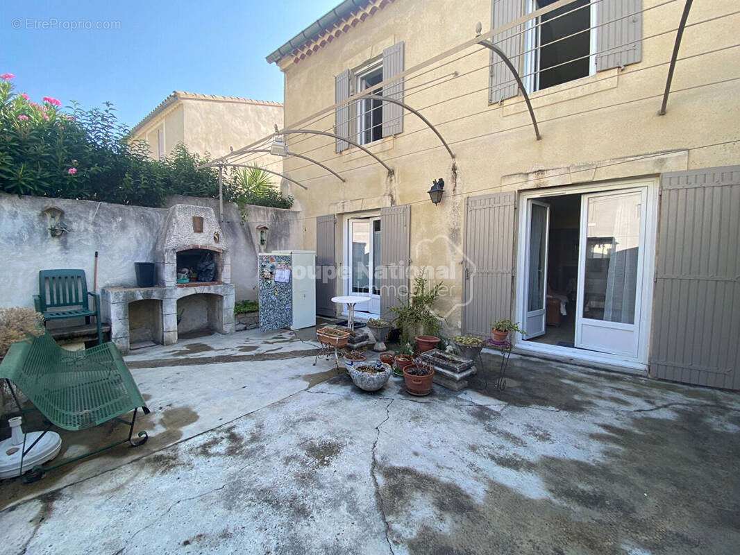 Maison à CHATEAURENARD