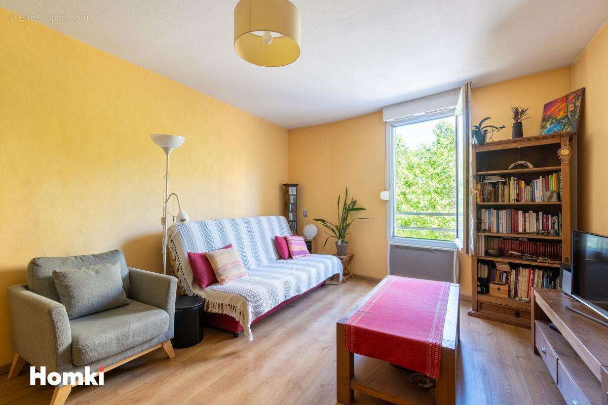 Appartement T2 de 46 m² à Lyon 69007, Rue du Commandant Ayasse - photo 3