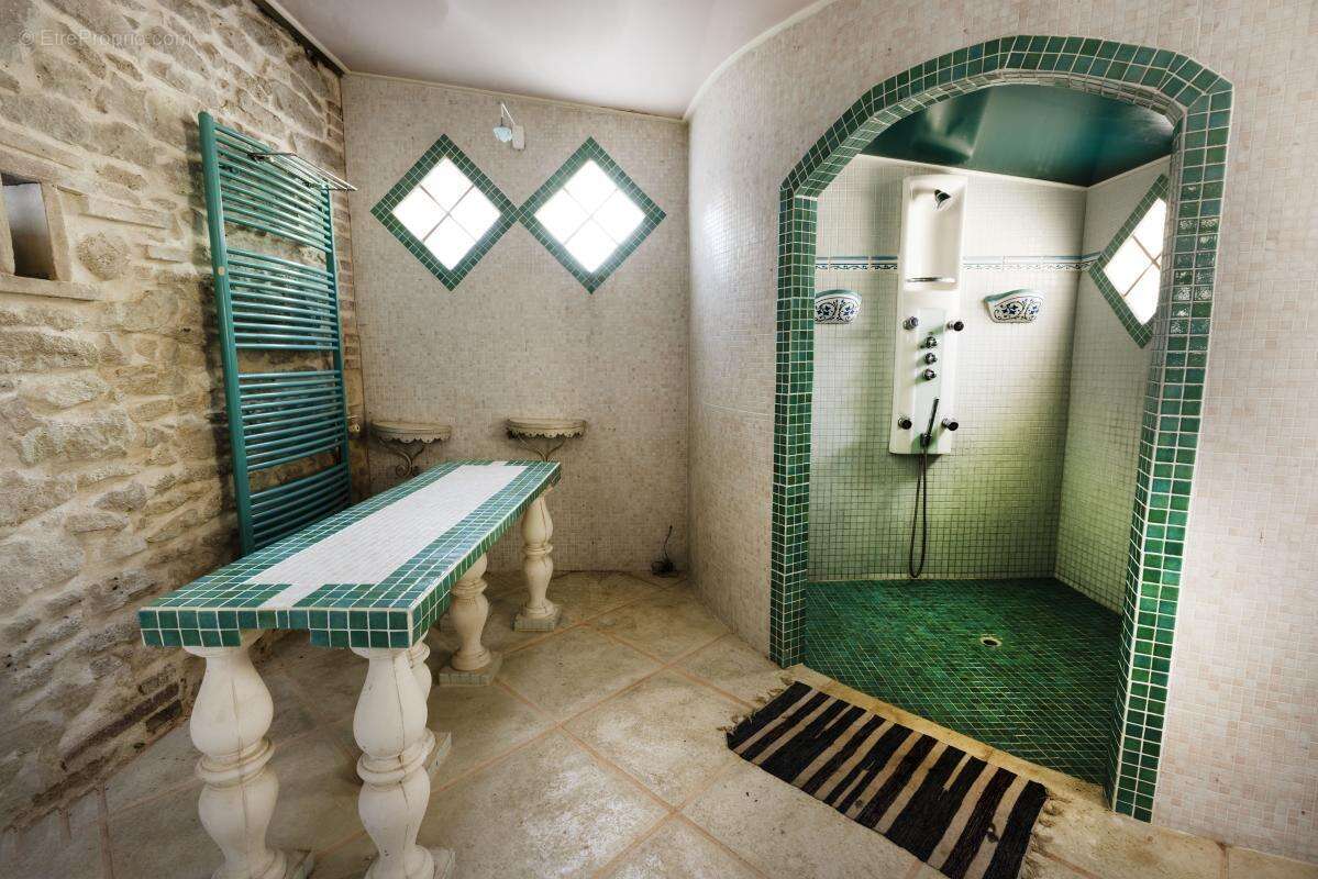 Maison à CADALEN