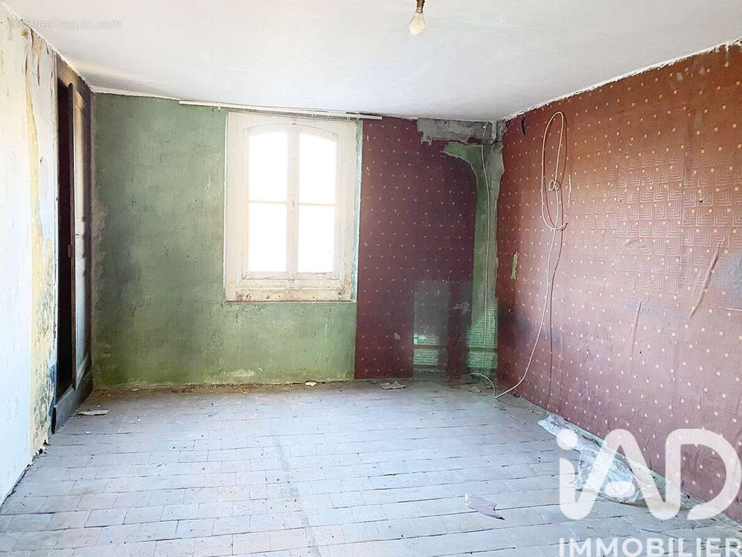 Photo 8 - Maison à VILLENEUVE-LES-GENETS