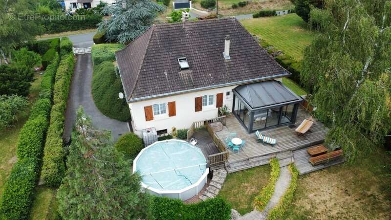 Maison à CHENIERS