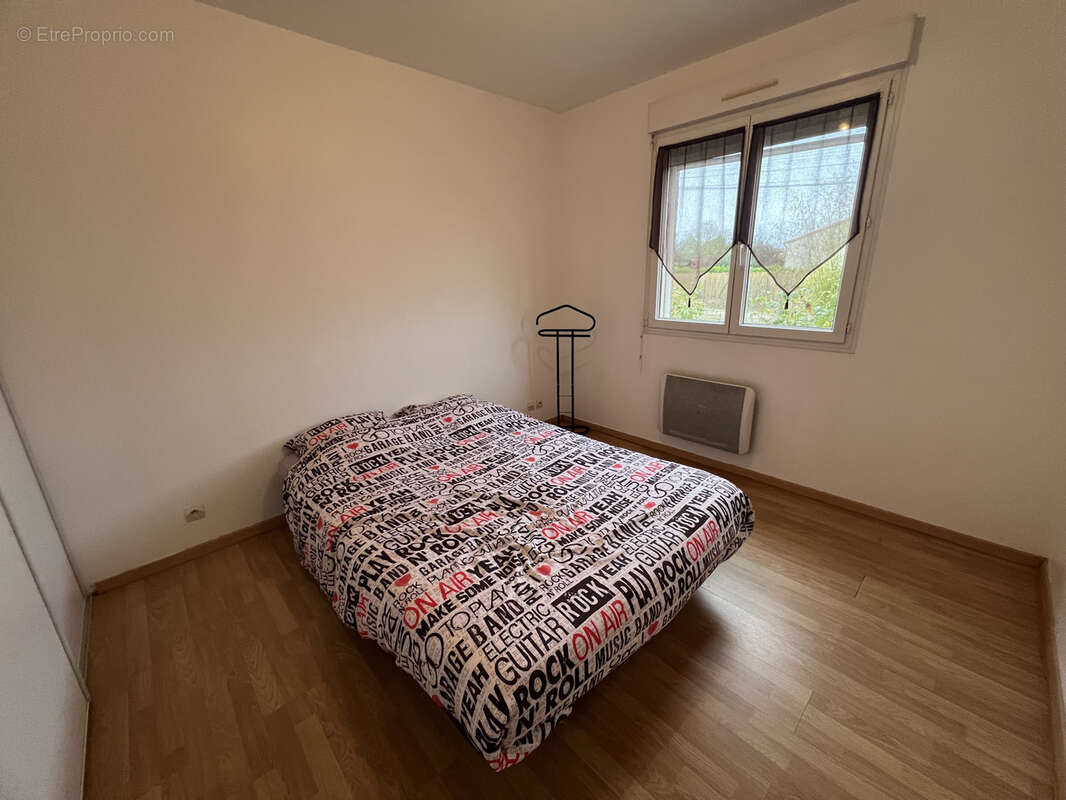 Maison à MONTAIGUT-SUR-SAVE