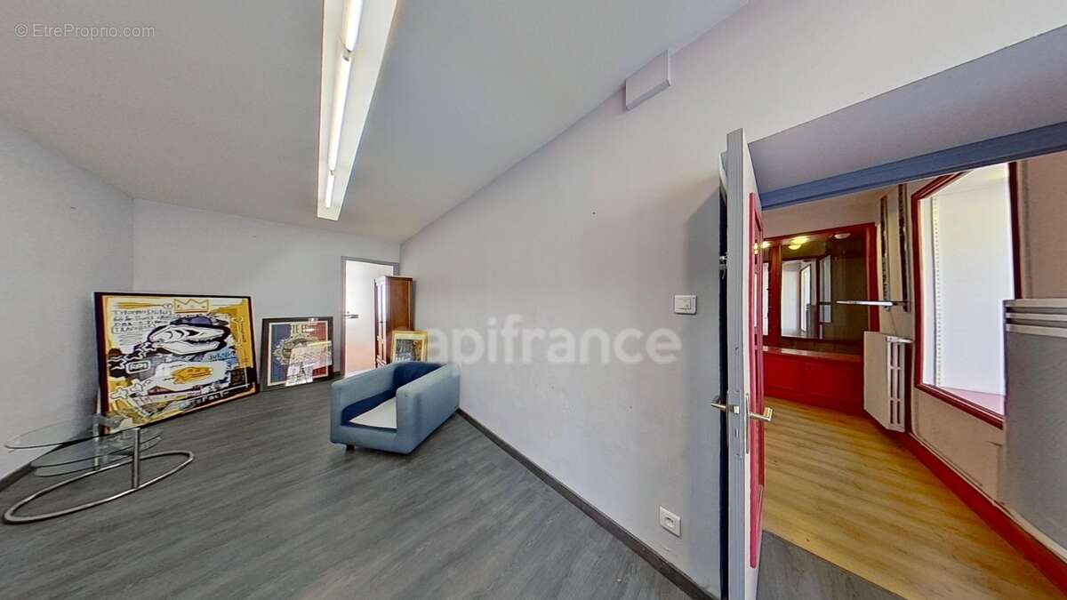 Local commercial 100 m² – Emplacement Numéro 1 à Amélie-les-Bains (66) Proche des Thermes - photo 5