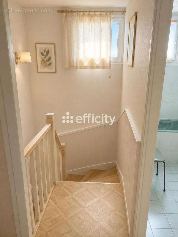 Maison 90 m² à Saint-Michel  - photo 14