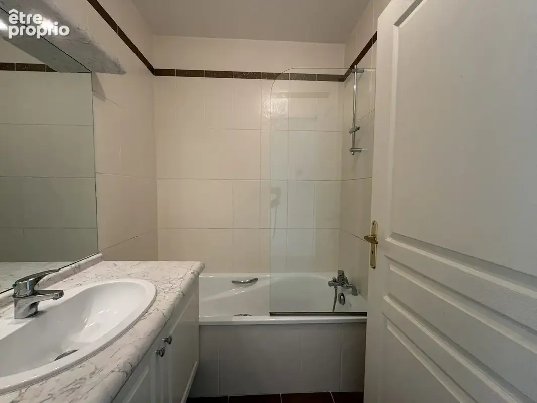 Appartement 2 pièces 60 m² à vendre à Tassin-La-Demi-Lune (69160) - photo 8