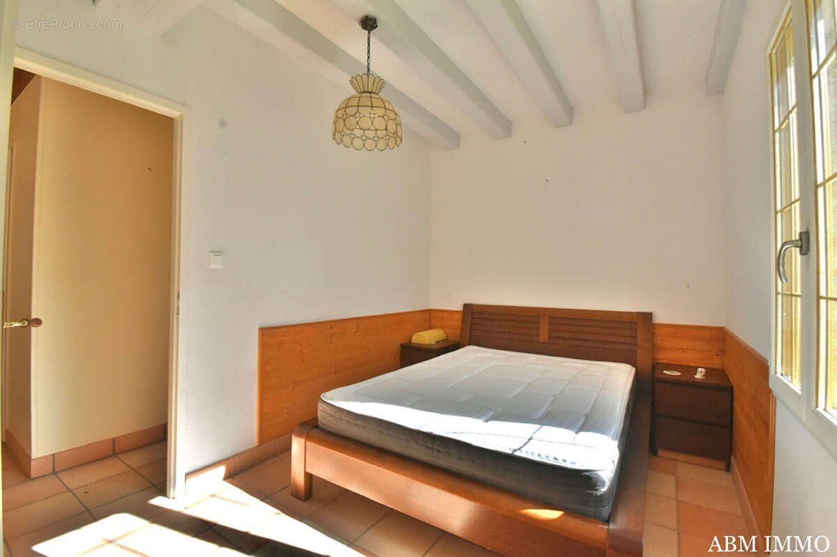 Maison à SAINT-LAURENT-DES-HOMMES