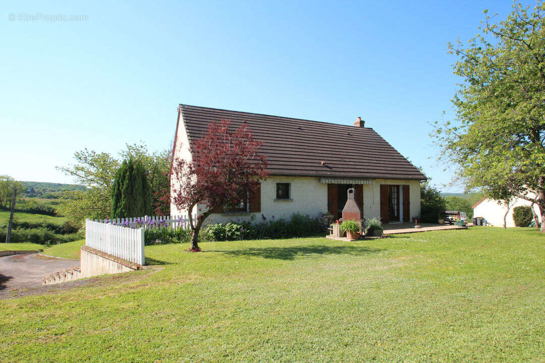 Maison à SAINT-OUEN-SUR-LOIRE