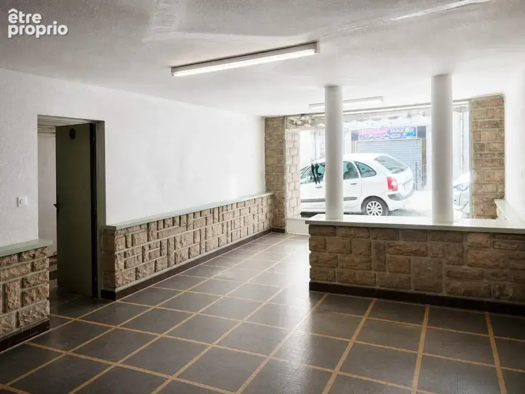 Immeuble de 12 pièces de 333 m² à La Grand-Combe - photo 10