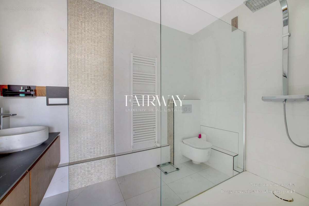 Appartement exceptionnel Parc Monceau  avec terrasse - 190 m² - 4 chambres - photo 15
