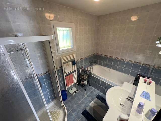 Maison à ROCHE-LA-MOLIERE