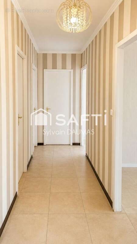 Photo 8 - Appartement à TOULON