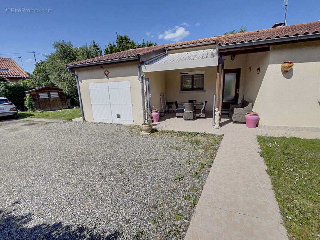 Muret - maison plain-pied avec piscine, véranda et grand terrain de plus de 1 000 m² - photo 15