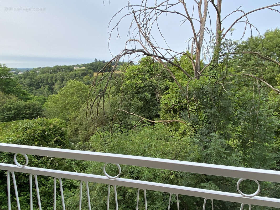 Appartement à UZERCHE