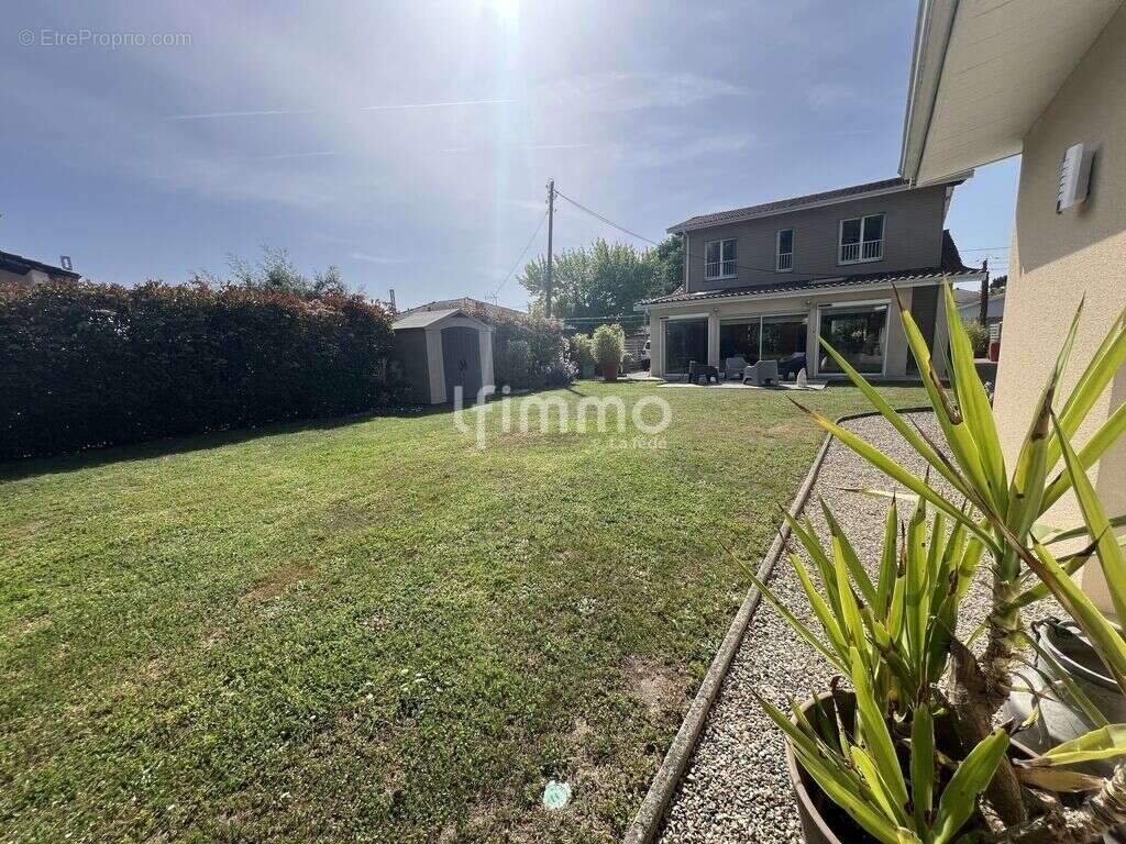 Maison 160m² complètement rénové +studio indépendant - 33140 Cad - photo 19