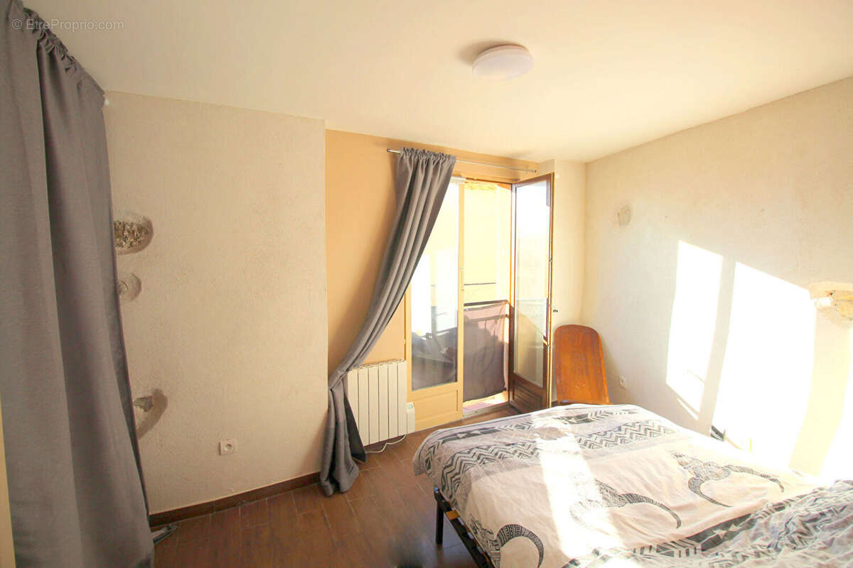 Maison à BESSE-SUR-ISSOLE