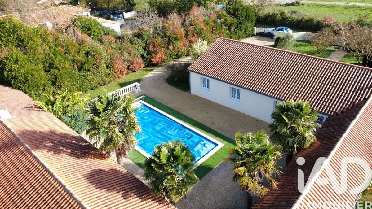 Photo 2 - Maison à ITEUIL
