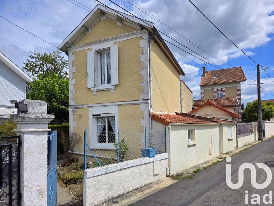Photo 1 - Maison à GOND-PONTOUVRE