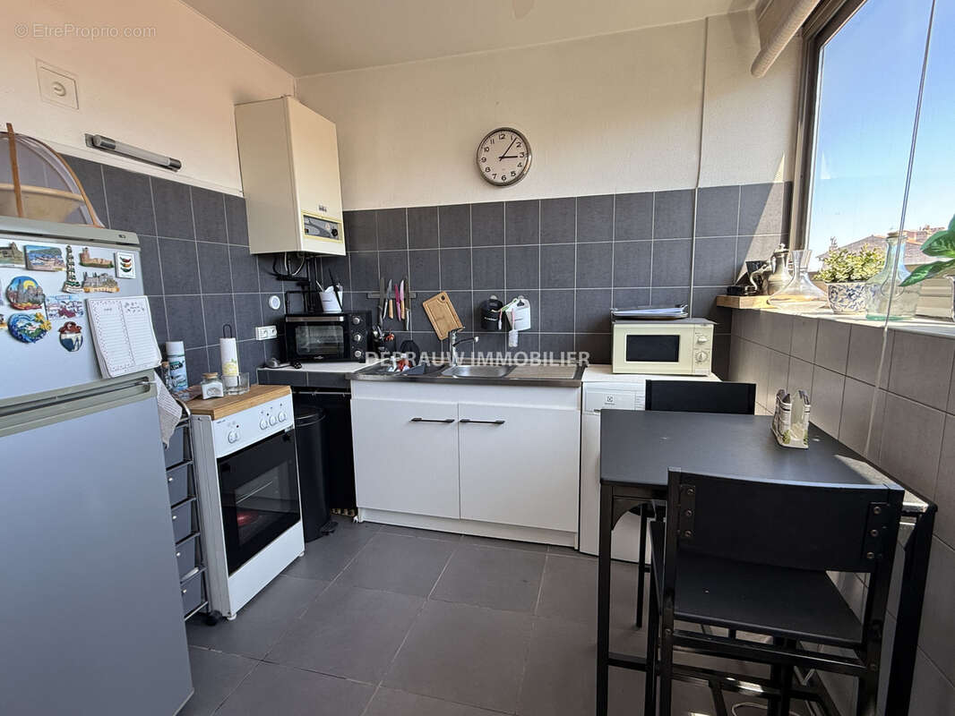 PERPIGNAN CENTRE - Appartement lumineux avec ascenseur - Place Catalogne - photo 7