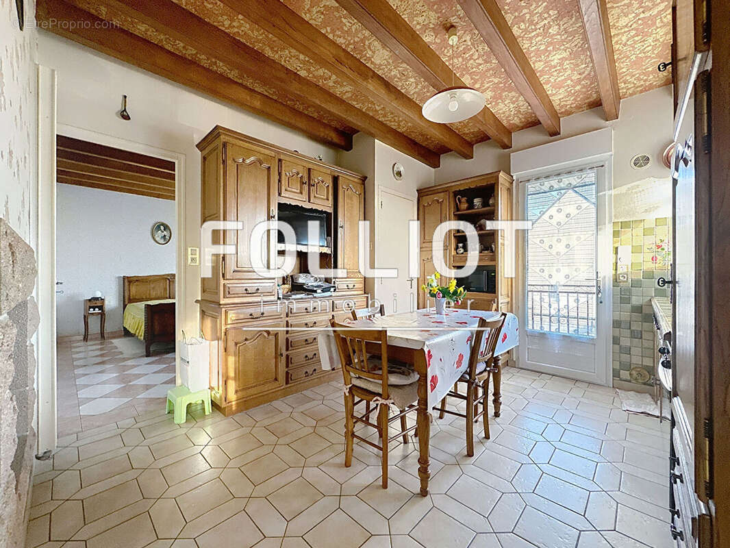 Maison à LONGUEVILLE
