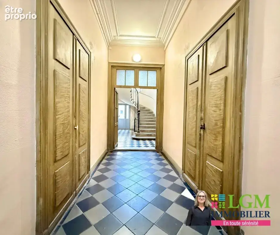 Nimes centre - appartement haussmannien 147 m² - photo 11