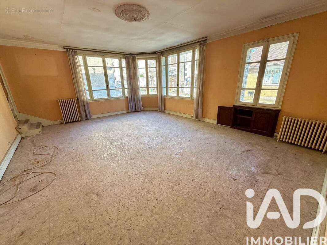 Photo 2 - Maison à LA TRIMOUILLE