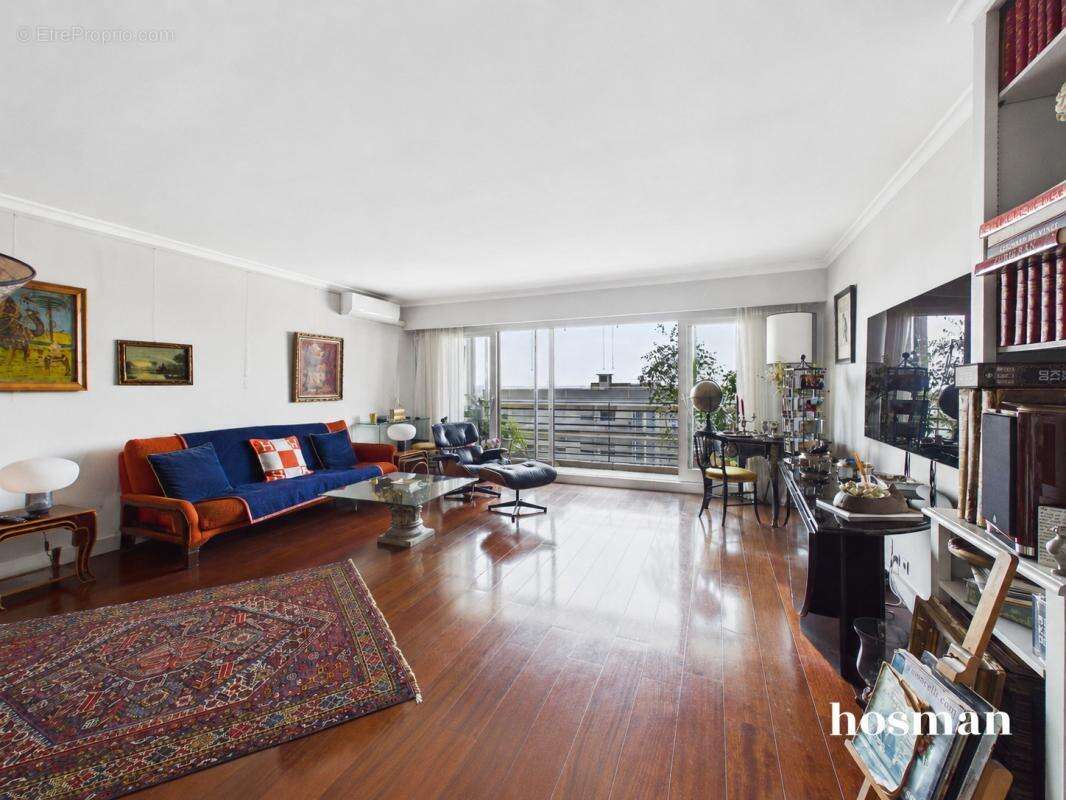 Appartement à PARIS-20E