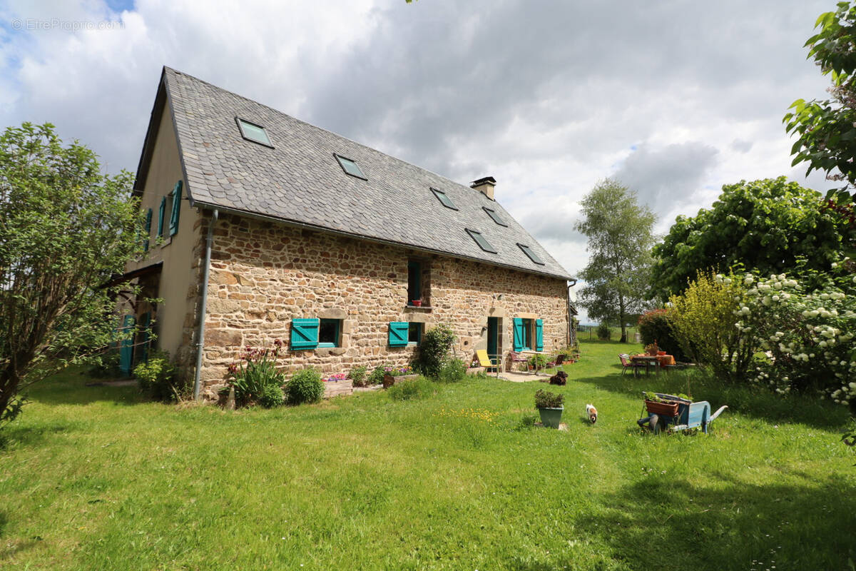 Maison à LARODDE