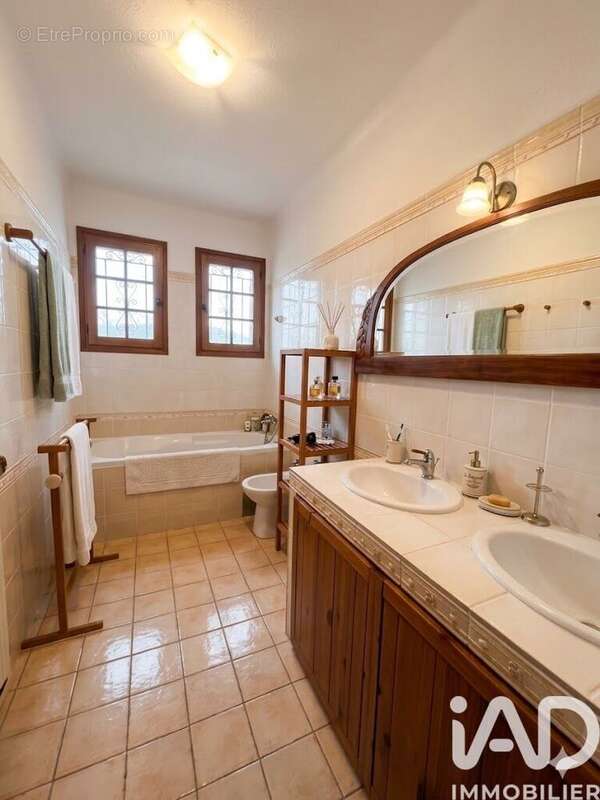 Photo 6 - Maison à COTIGNAC