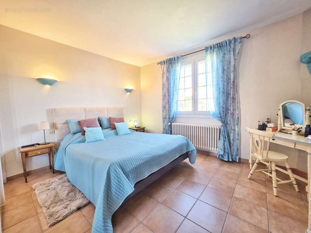 Maison à BEAUCAIRE