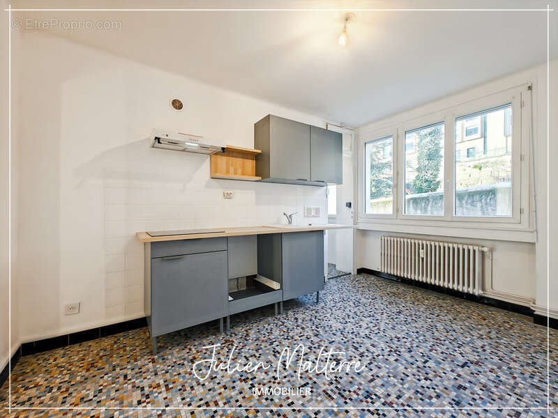 Appartement à SAINT-ETIENNE