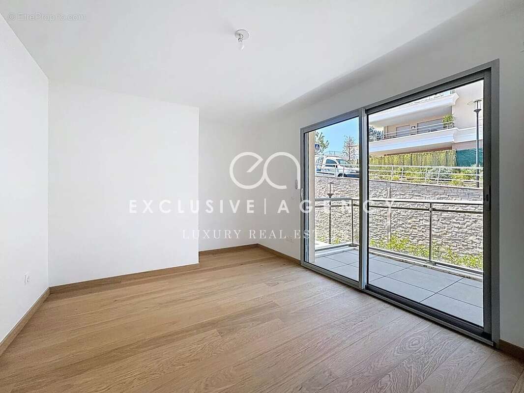 Appartement à LE CANNET