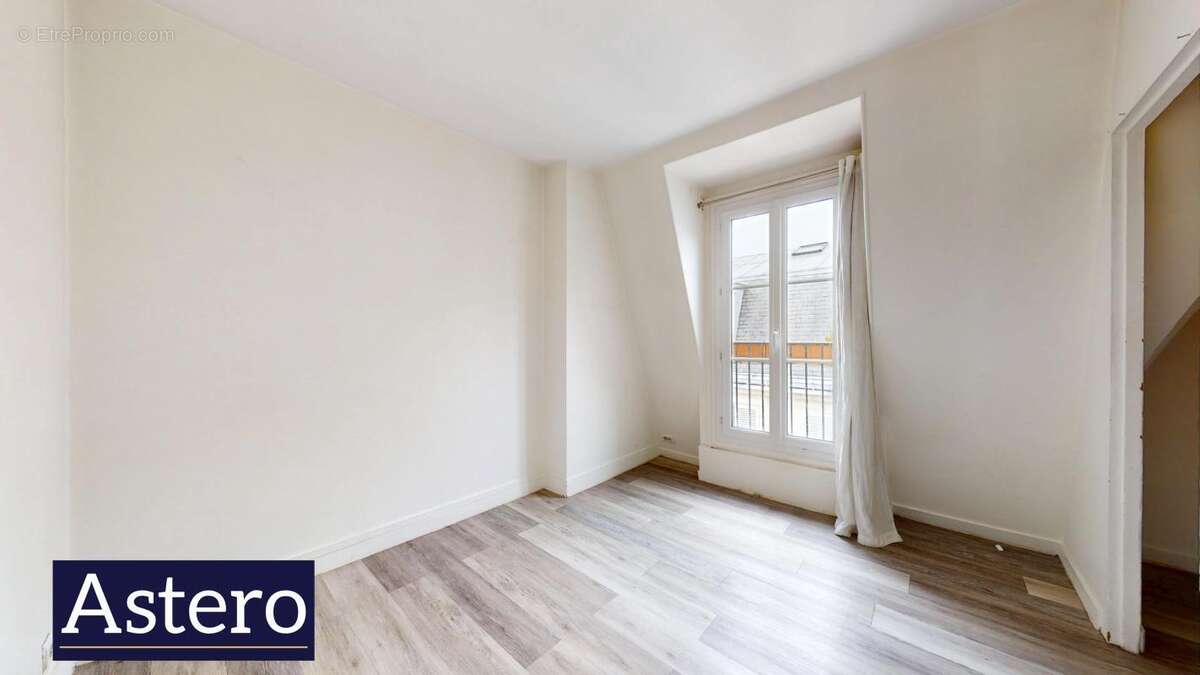 Appartement à PARIS-4E