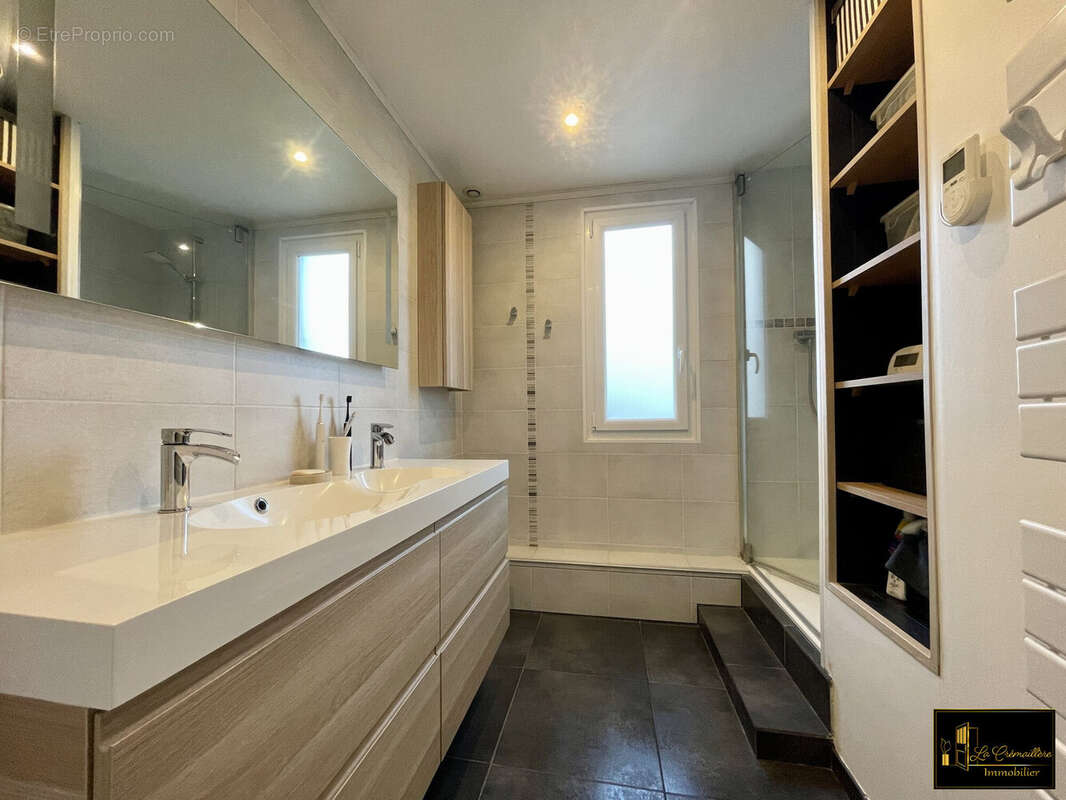 Maison à SAINT-MICHEL-SUR-ORGE