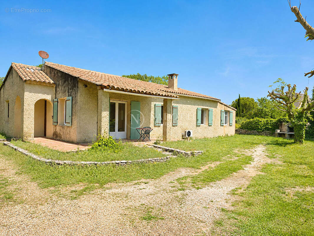 Maison à CABRIERES-D'AVIGNON
