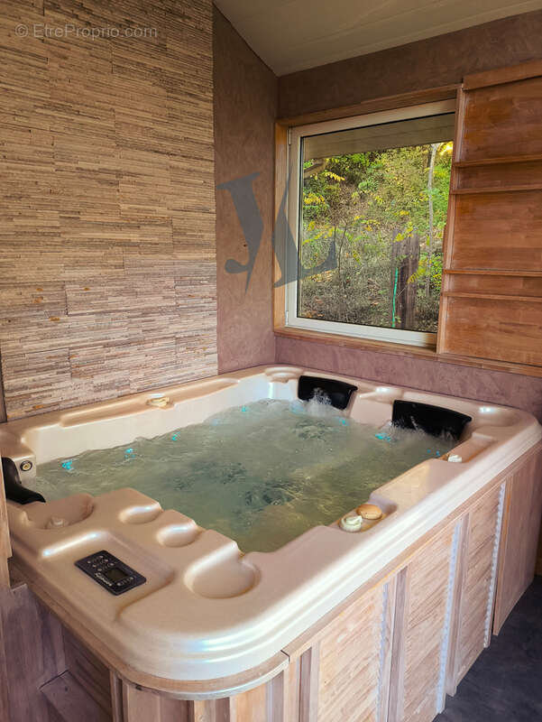 Maison à MONTMEYRAN