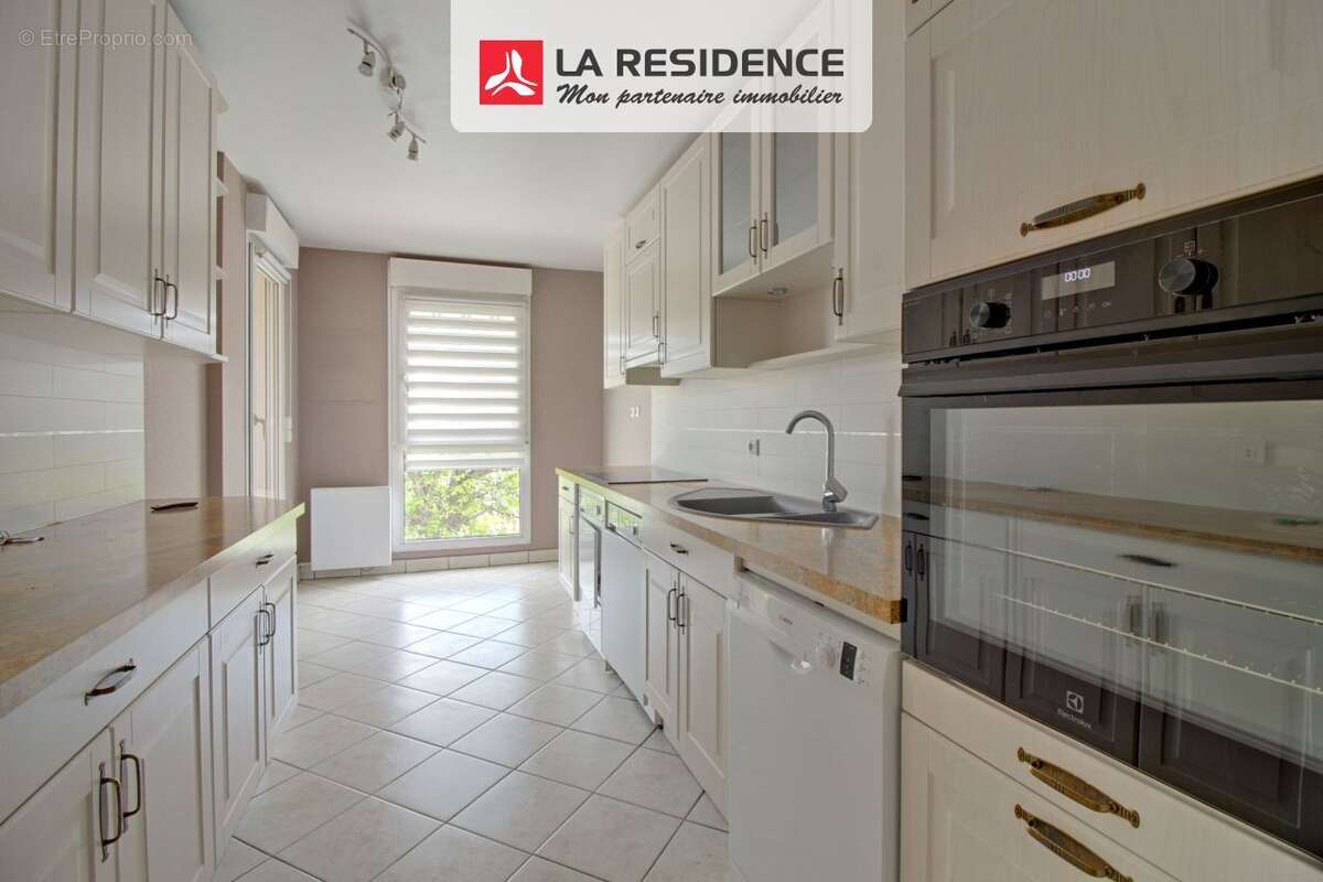 Appartement 98 m² à Poissy  - photo 3