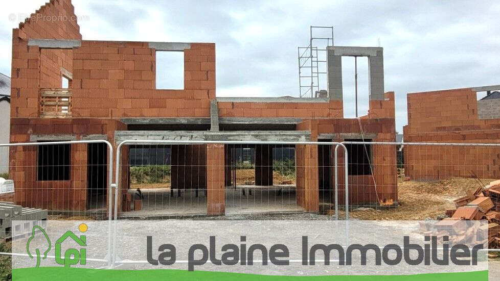 Maison à SAINT-AUBIN-D&#039;ARQUENAY