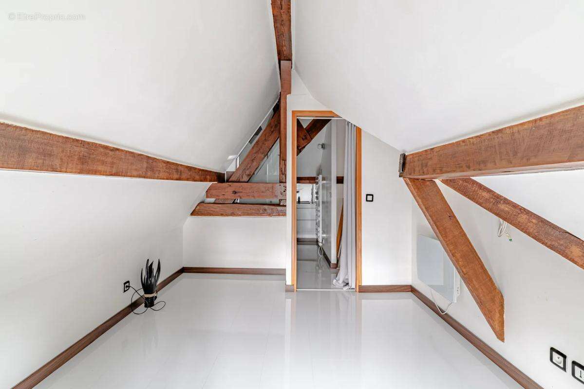 Appartement à MAFFLIERS