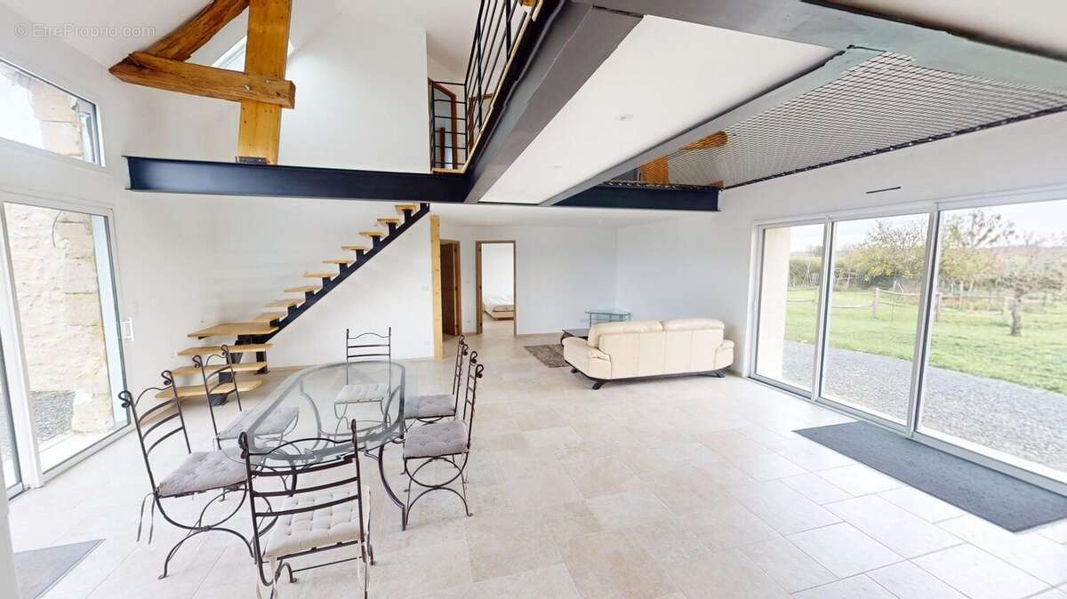 Maison à VERNOU-SUR-BRENNE