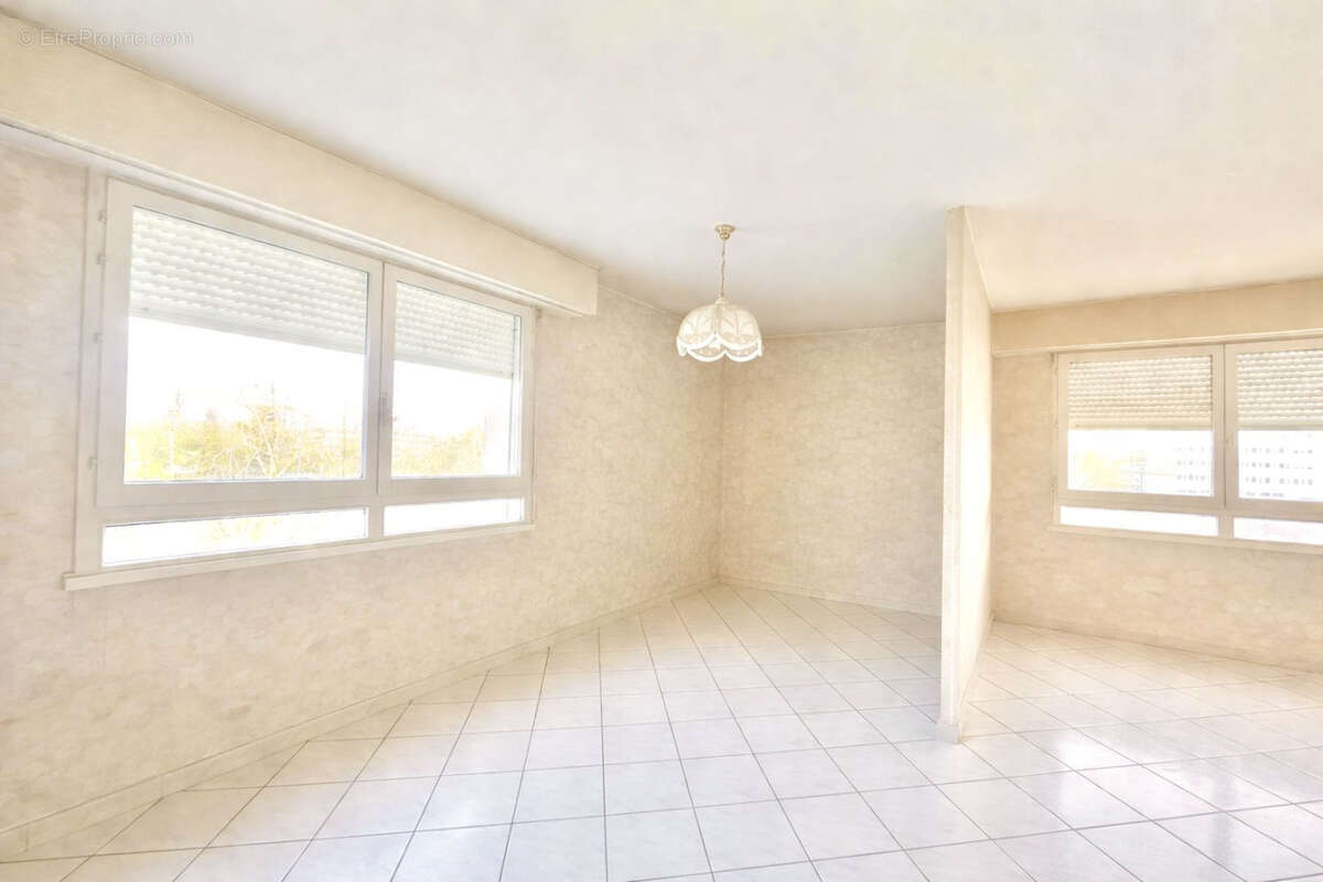 Appartement à EVRY