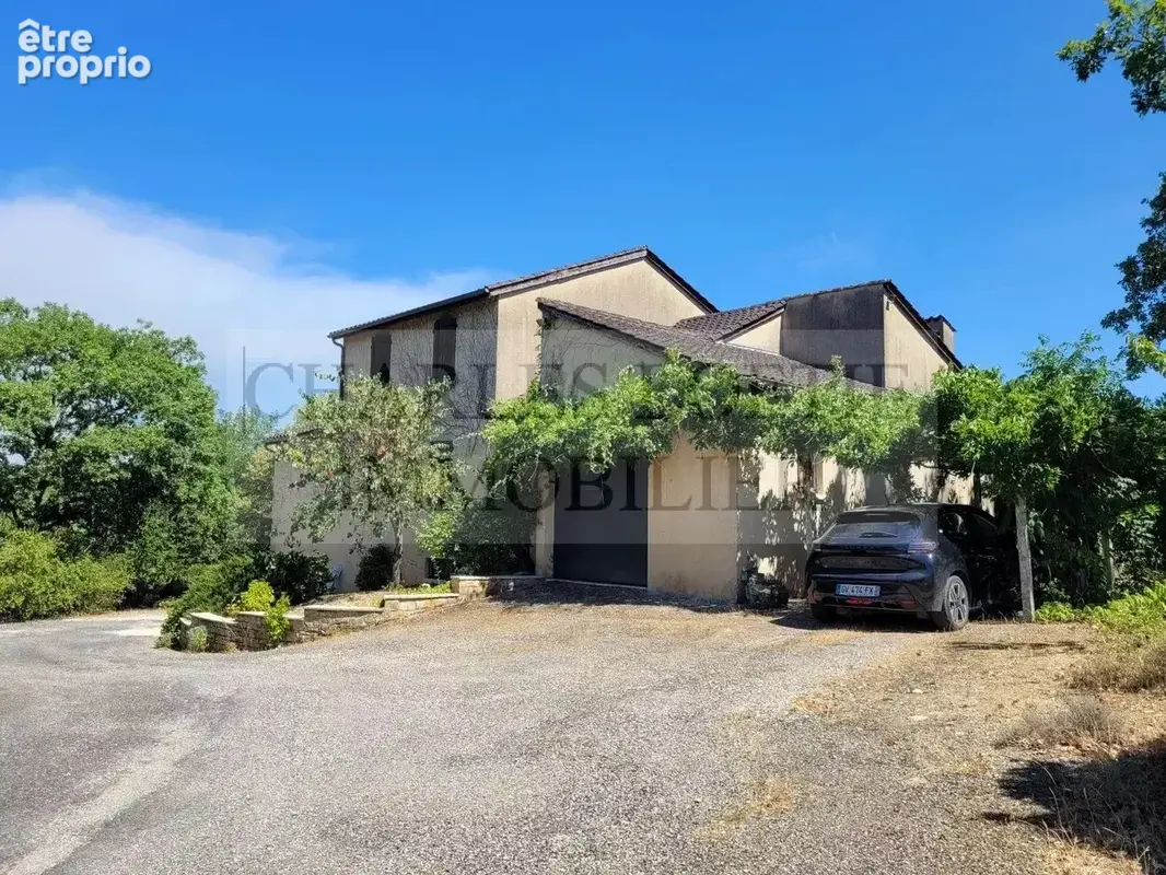 Belle maison familiale, avec piscine, dépendances et terrain de 1.7 ha - photo 17