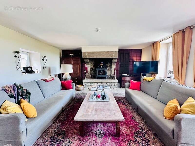 Maison à LANDELLES-ET-COUPIGNY